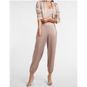 Elegant satin blazer from Express